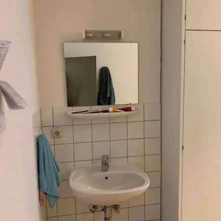 Modern Student Uni-kassel Δωμάτια σε οικογενειακή κατοικία Κάσελ